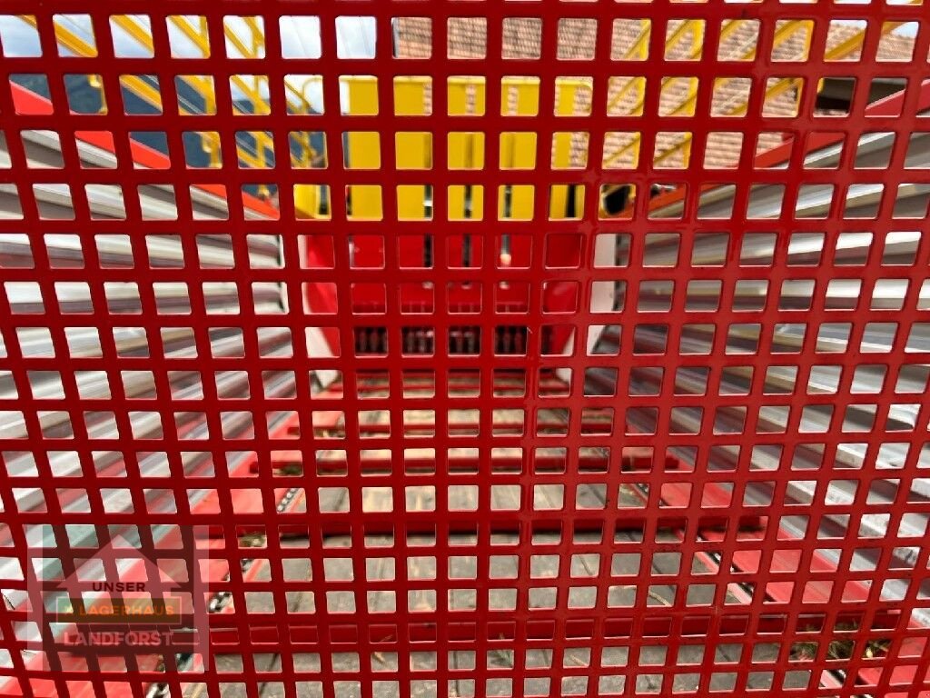 Ladewagen des Typs Pöttinger Euroboss 330 T, Neumaschine in Kapfenberg (Bild 9)