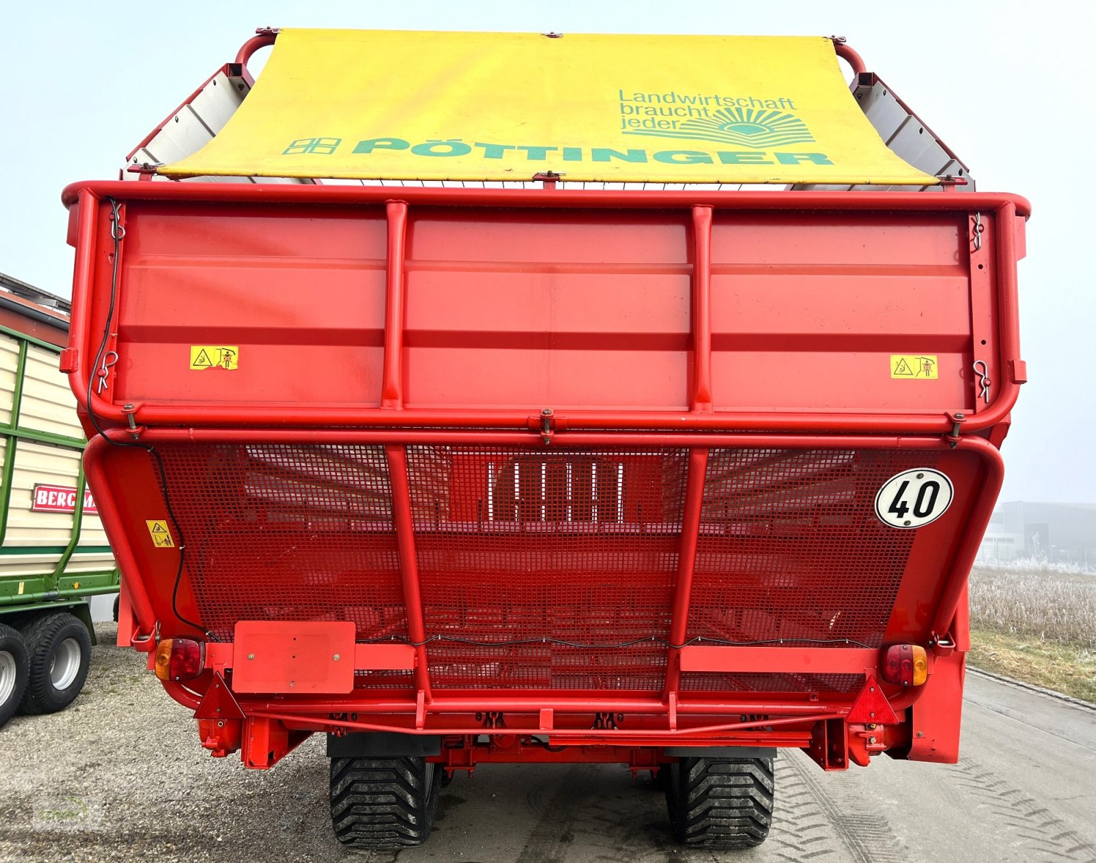 Ladewagen des Typs Pöttinger Europrofi 3 D mit neuer 22,5-Zoll-Bereifung und 16-Tonnen zul GG - wenig gelaufen, Gebrauchtmaschine in Burgrieden (Bild 4)