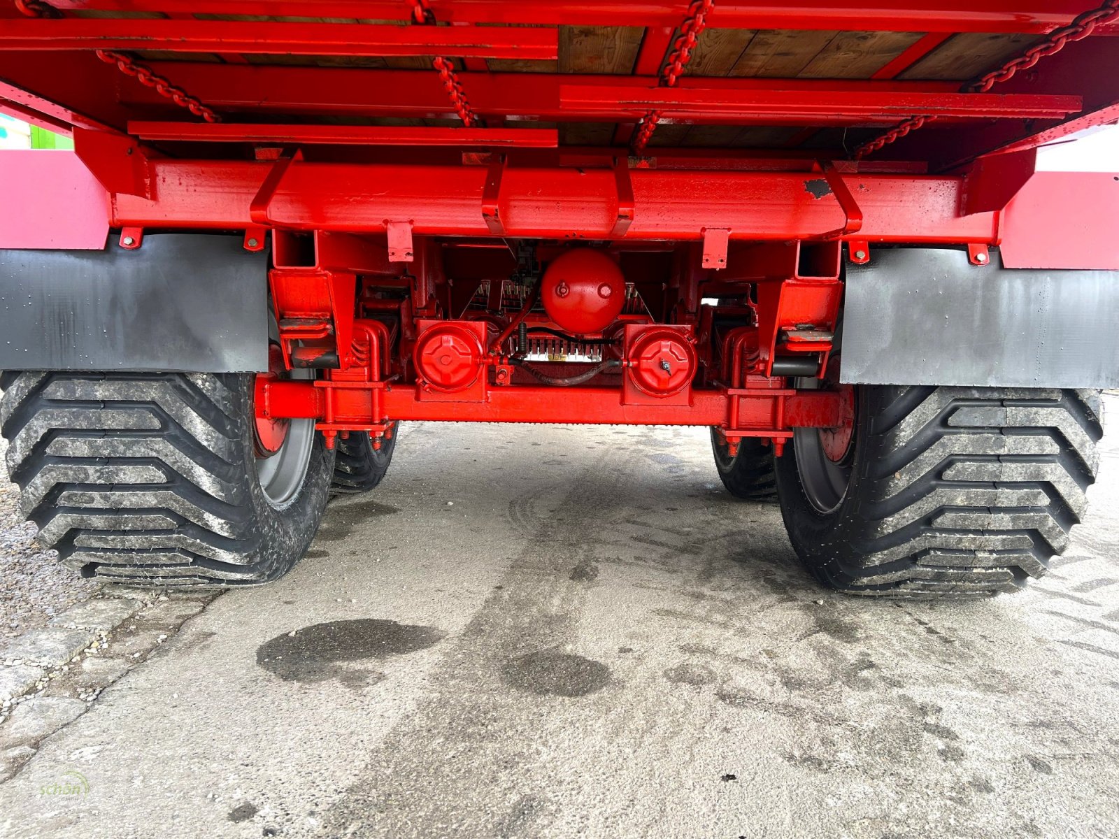 Ladewagen des Typs Pöttinger Europrofi 3 D mit neuer 22,5-Zoll-Bereifung und 16-Tonnen zul GG - wenig gelaufen, Gebrauchtmaschine in Burgrieden (Bild 5)