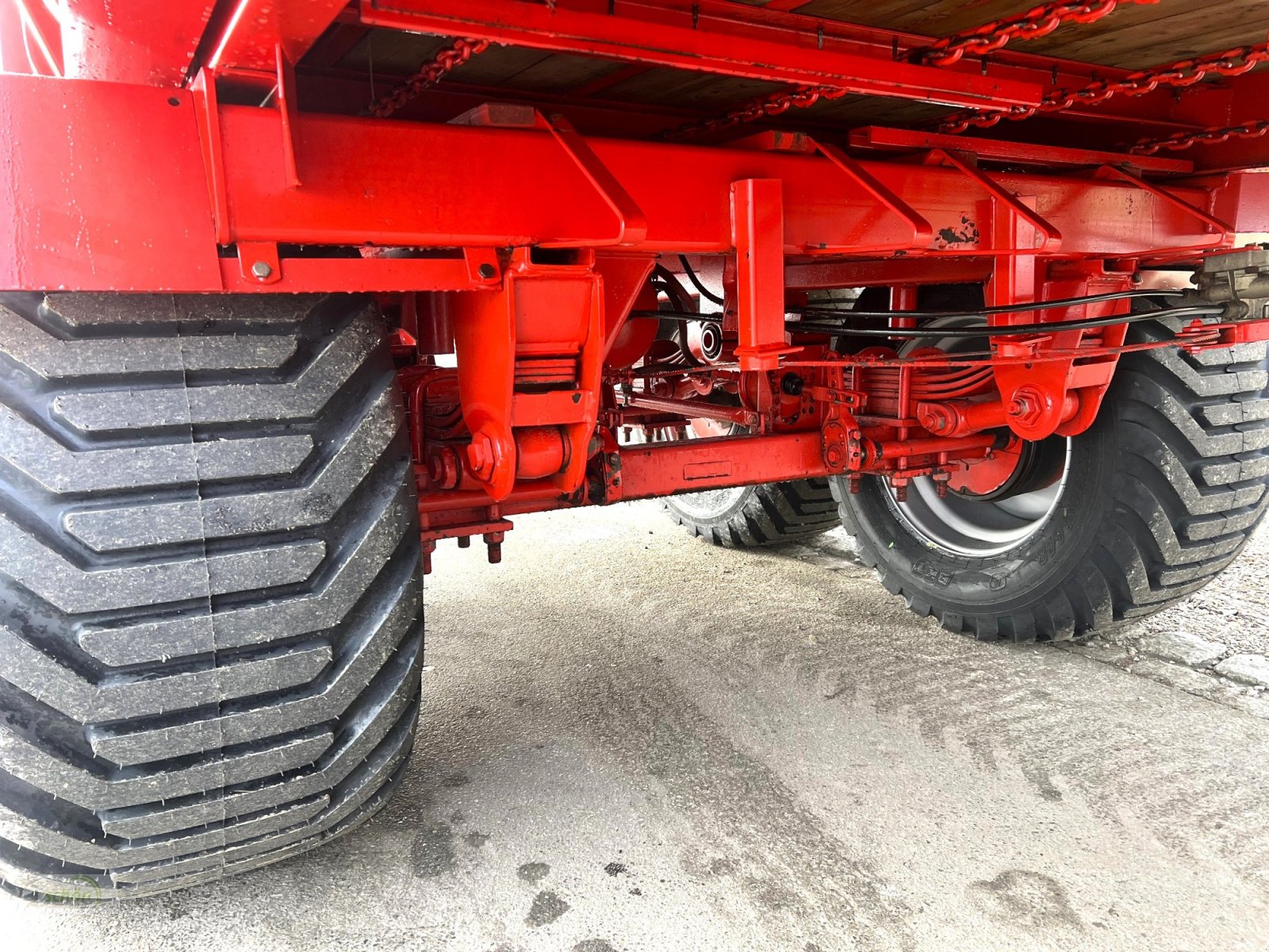 Ladewagen des Typs Pöttinger Europrofi 3 D mit neuer 22,5-Zoll-Bereifung und 16-Tonnen zul GG - wenig gelaufen, Gebrauchtmaschine in Burgrieden (Bild 22)