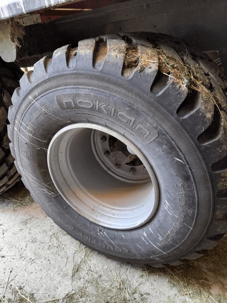 Ladewagen des Typs Pöttinger Europrofi 5510 combiline, Gebrauchtmaschine in Neufchâtel-en-Bray (Bild 11)