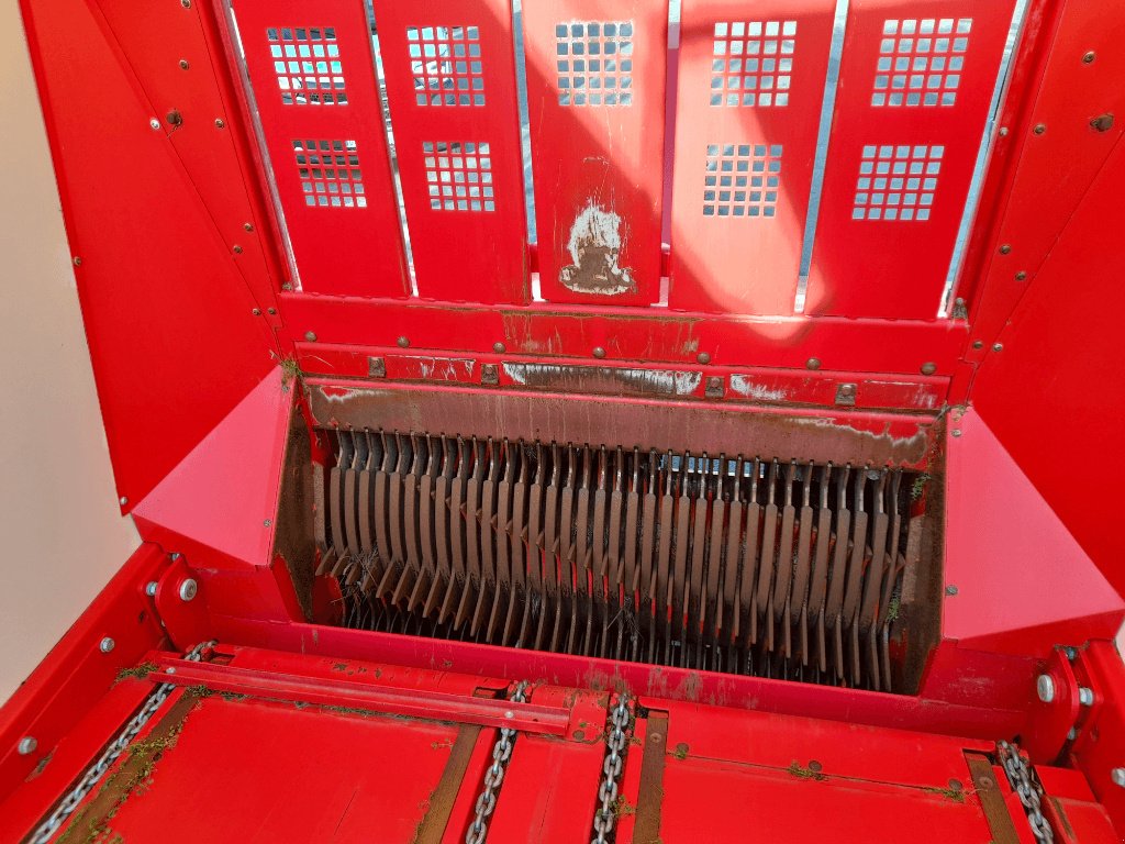 Ladewagen des Typs Pöttinger Europrofi 5510 combiline, Gebrauchtmaschine in Neufchâtel-en-Bray (Bild 9)