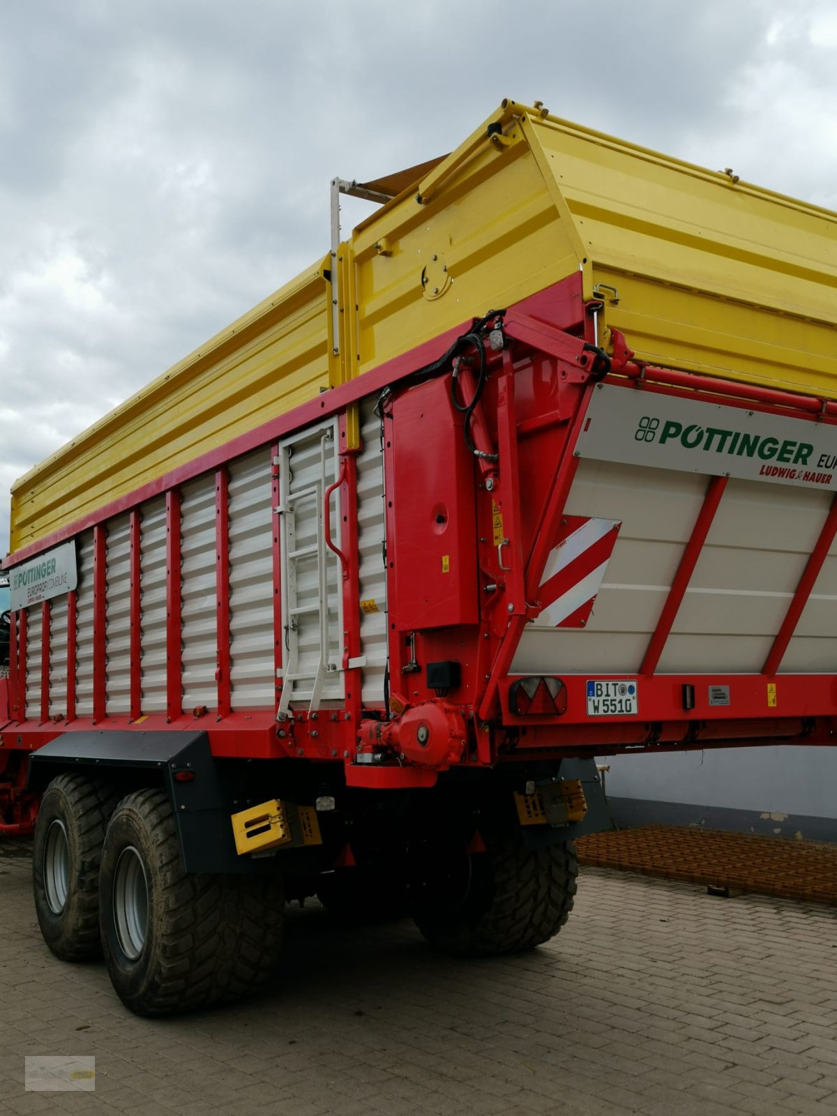 Ladewagen of the type Pöttinger Europrofi 5510 D Combiline, Gebrauchtmaschine in Jucken (Picture 3)