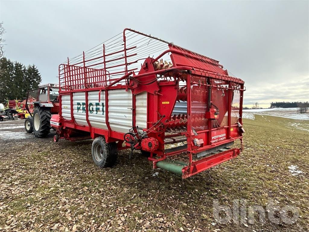Ladewagen Türe ait Pöttinger EW107 M, Gebrauchtmaschine içinde Düsseldorf (resim 2)