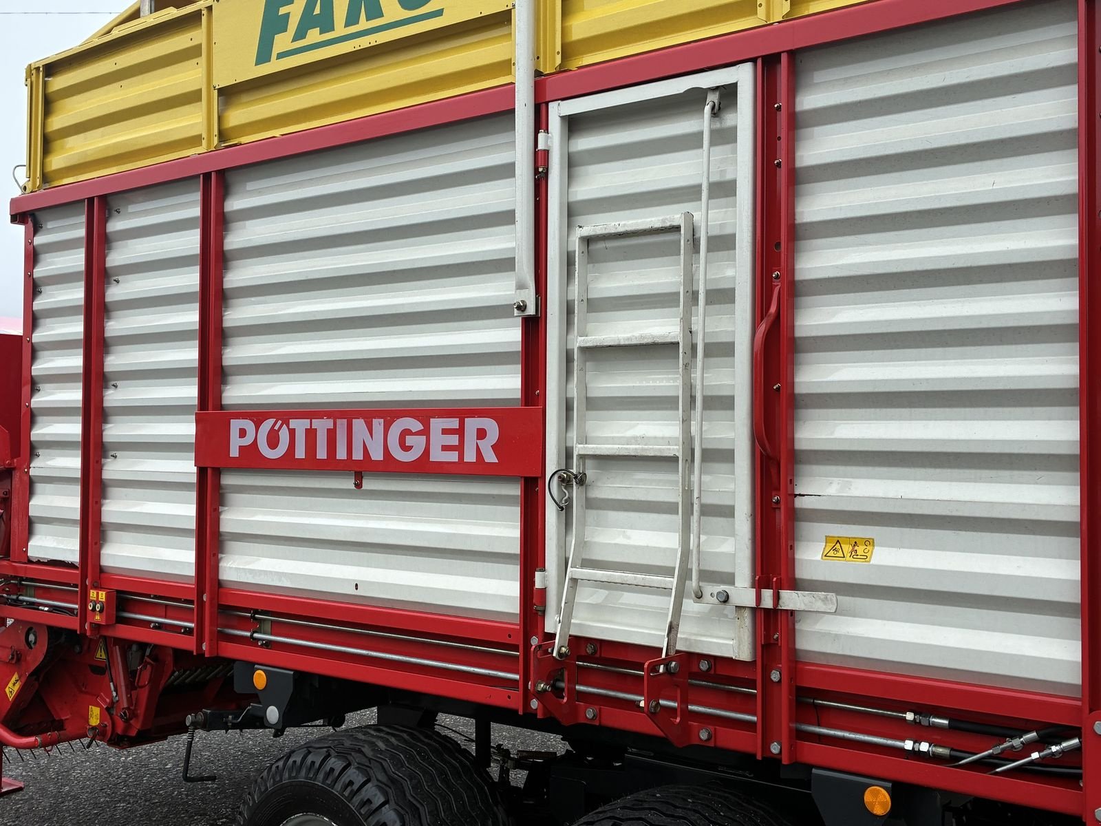 Ladewagen van het type Pöttinger FARO 3500 Rotomatic, Gebrauchtmaschine in Villach (Foto 15)