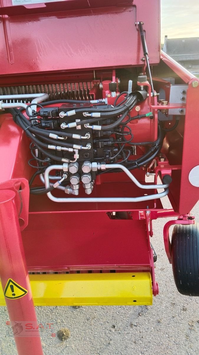 Ladewagen typu Pöttinger Faro 4000 D, Ersteinsatz 2012, Gebrauchtmaschine v Eberschwang (Obrázek 8)