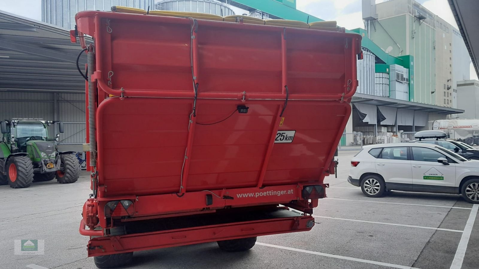 Ladewagen of the type Pöttinger FARO 4000 D, Gebrauchtmaschine in Klagenfurt (Picture 2)