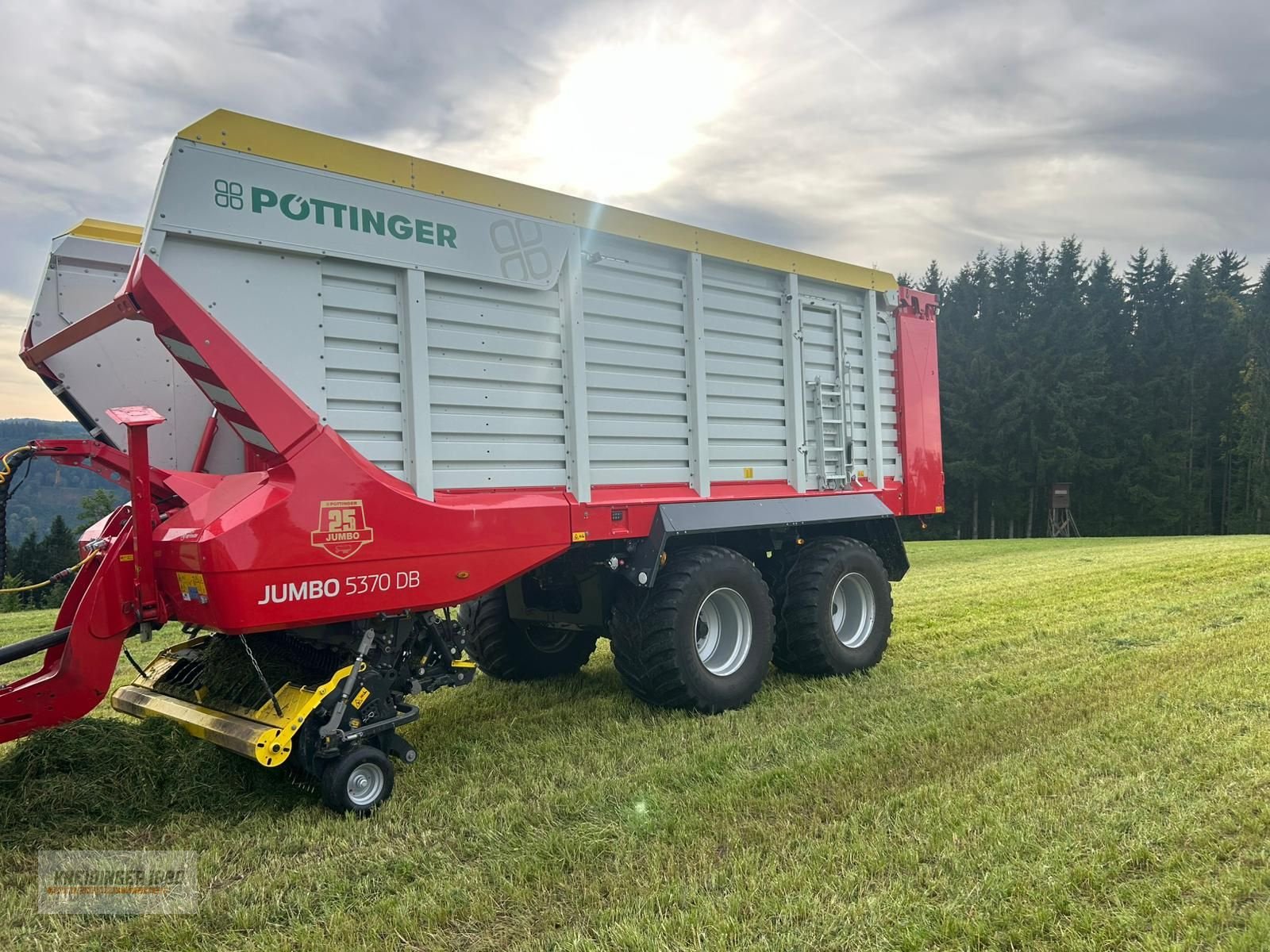Ladewagen typu Pöttinger Jumbo 5370 DB, Gebrauchtmaschine v Altenfelden (Obrázek 1)