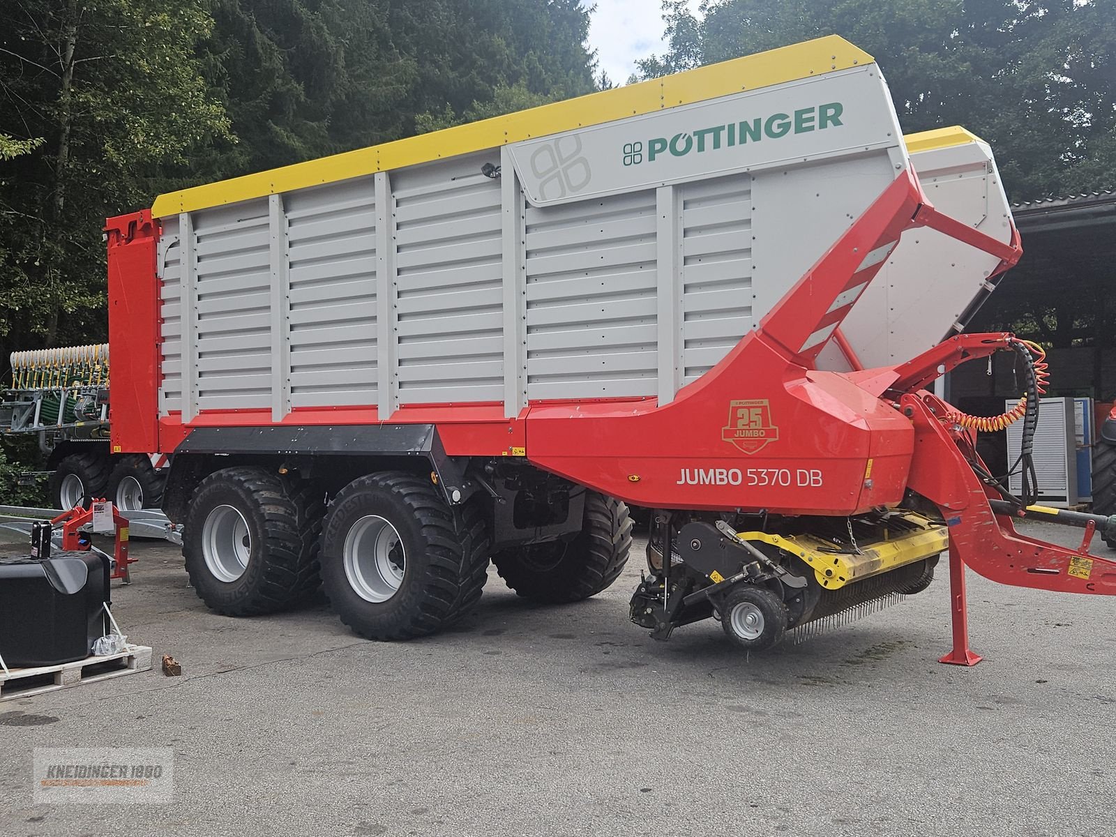 Ladewagen typu Pöttinger Jumbo 5370 DB, Gebrauchtmaschine v Altenfelden (Obrázek 3)