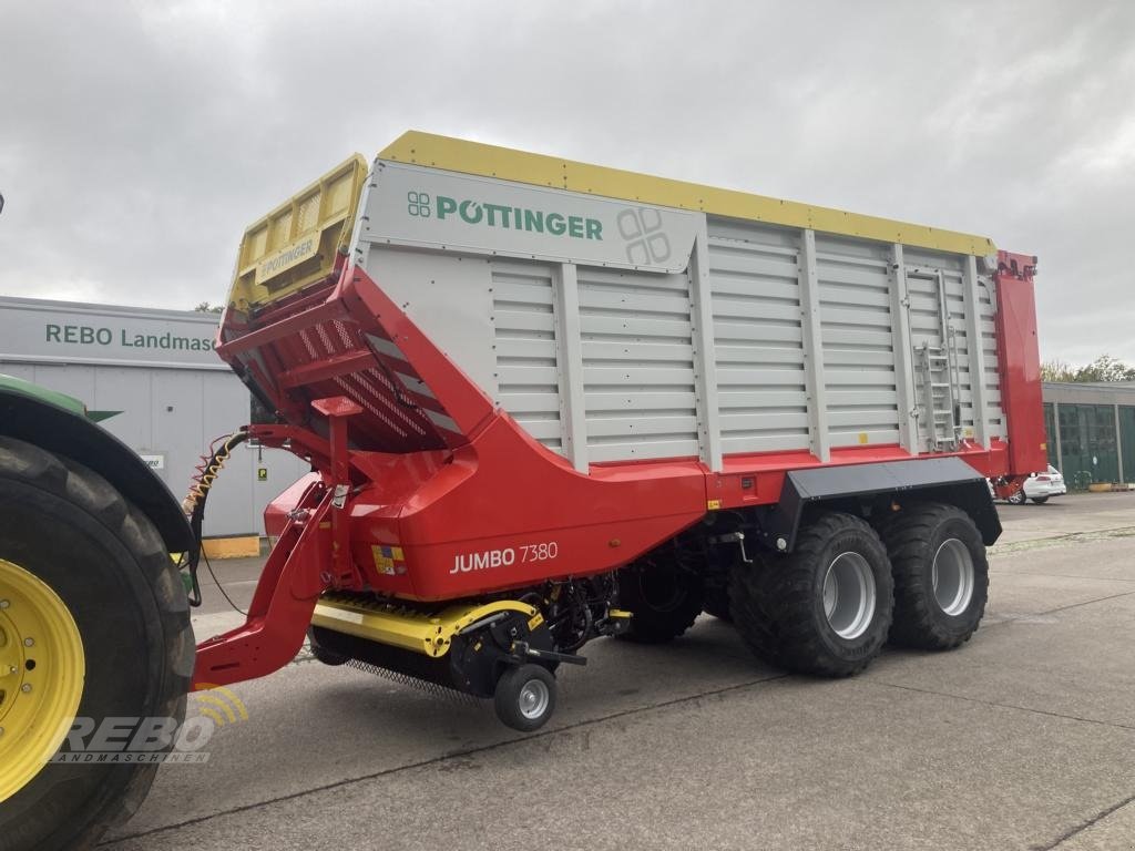 Ladewagen des Typs Pöttinger JUMBO 7380 DB, Neumaschine in Lütjenburg (Bild 1)