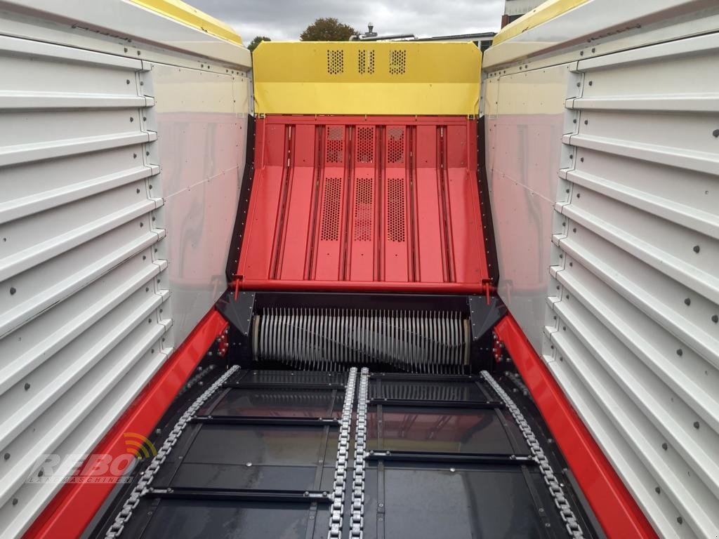 Ladewagen des Typs Pöttinger JUMBO 7380 DB, Neumaschine in Lütjenburg (Bild 16)