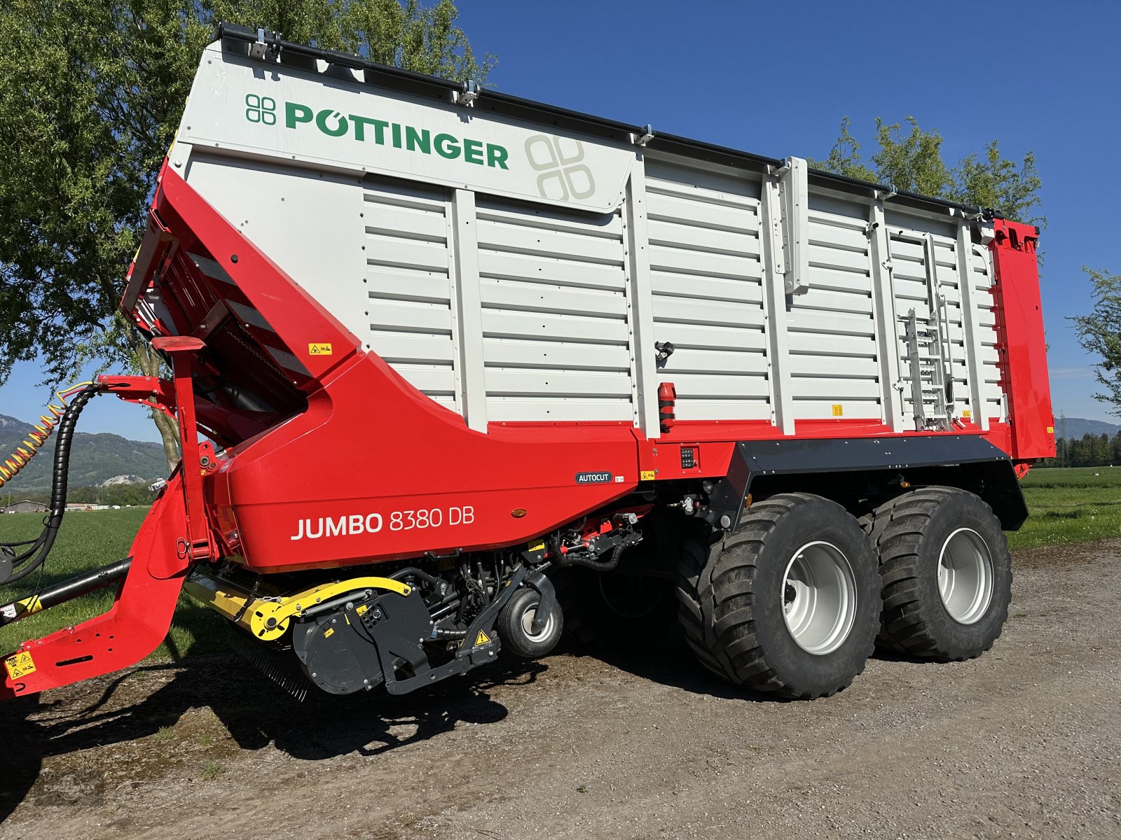 Ladewagen a típus Pöttinger Jumbo 8380 DB mit Schleifeinrichtung . Neuwertiger Zustand, Gebrauchtmaschine ekkor: Rankweil (Kép 1)