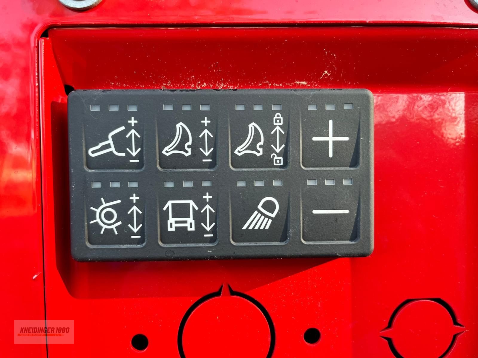 Ladewagen des Typs Pöttinger Jumbo 8400, Neumaschine in Altenfelden (Bild 14)