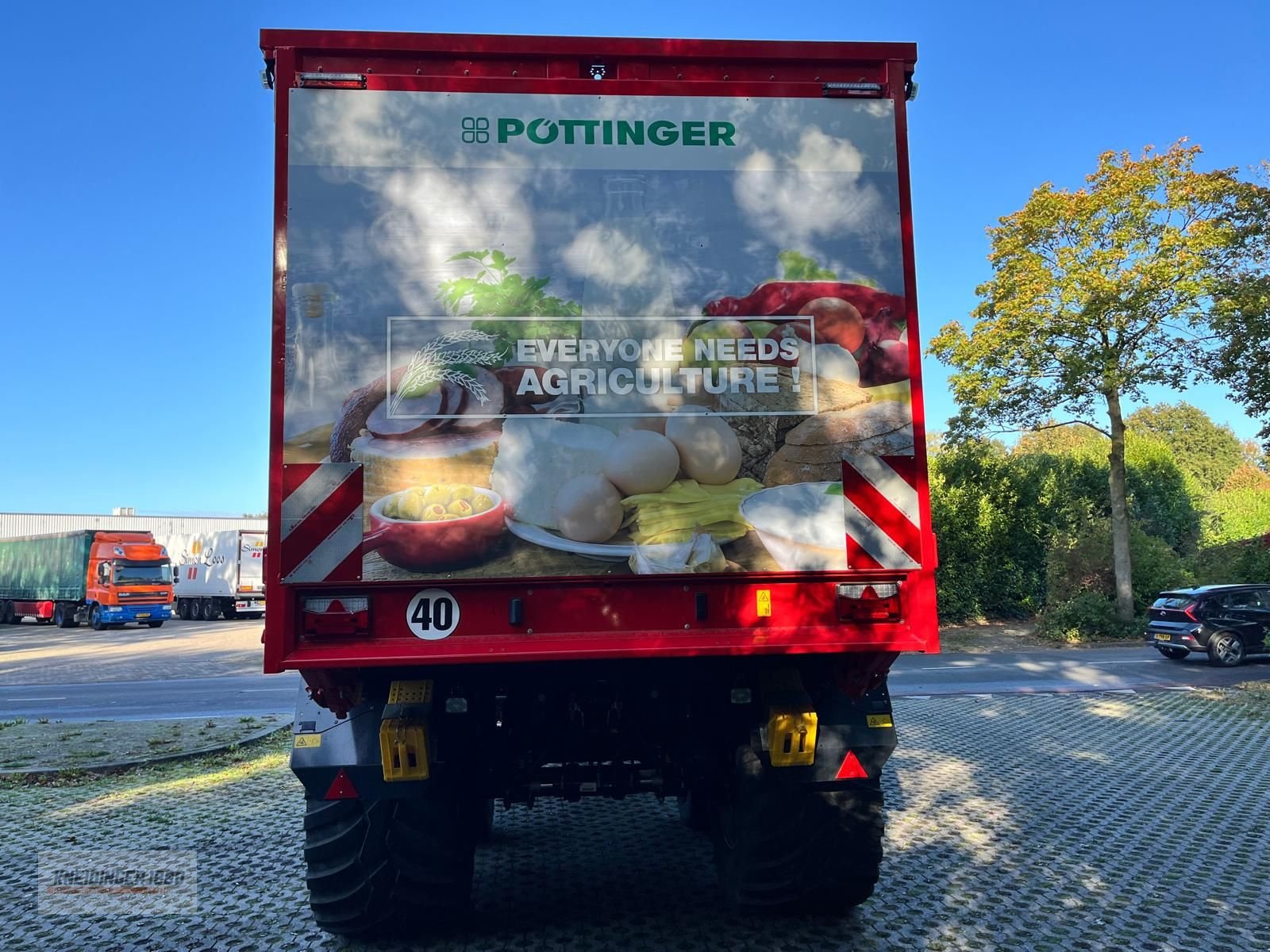 Ladewagen des Typs Pöttinger Jumbo 8400, Neumaschine in Altenfelden (Bild 10)