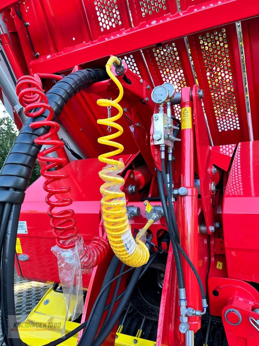 Ladewagen des Typs Pöttinger Jumbo 8400, Neumaschine in Altenfelden (Bild 4)