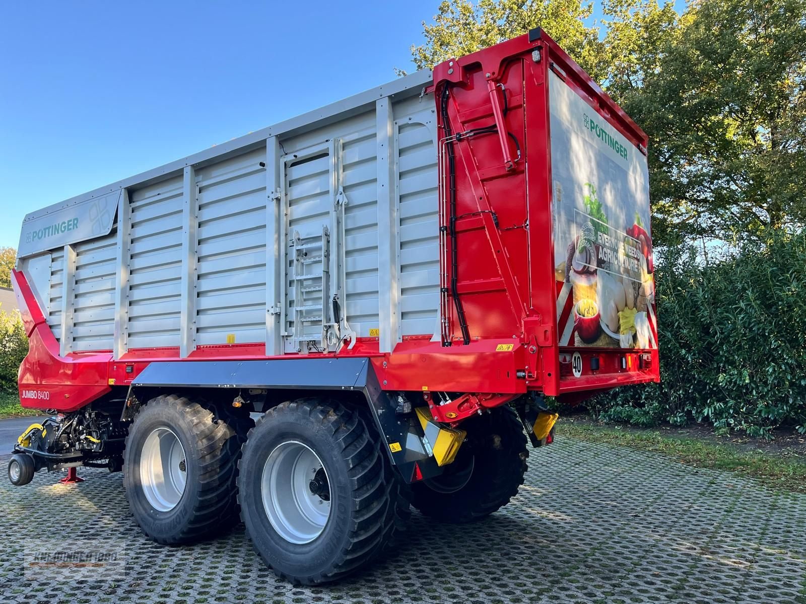 Ladewagen des Typs Pöttinger Jumbo 8400, Neumaschine in Altenfelden (Bild 7)