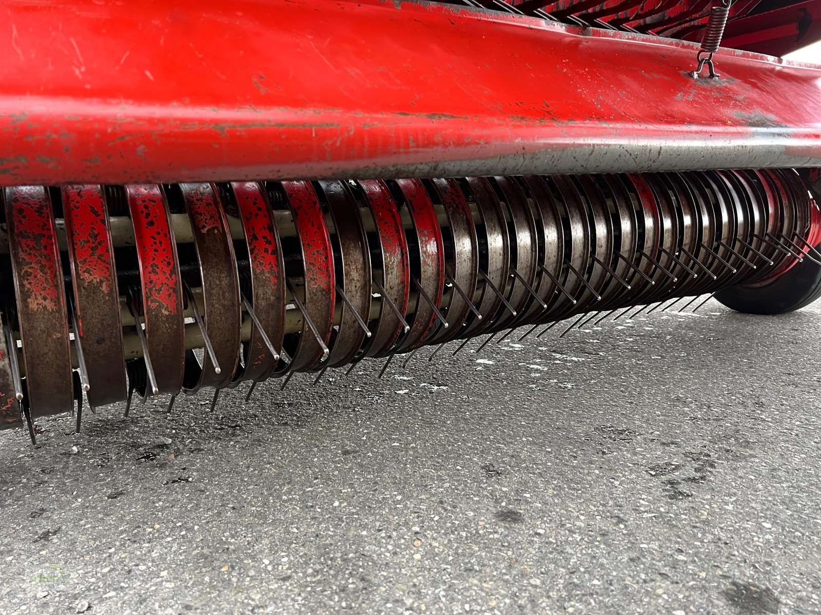 Ladewagen des Typs Pöttinger Ladeprofi 2 mit neuen 19-er Breitreifen, Gebrauchtmaschine in Burgrieden (Bild 16)