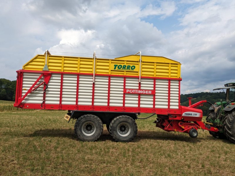Ladewagen des Typs Pöttinger Torro 5700 L, Gebrauchtmaschine in Igensdorf (Bild 1)