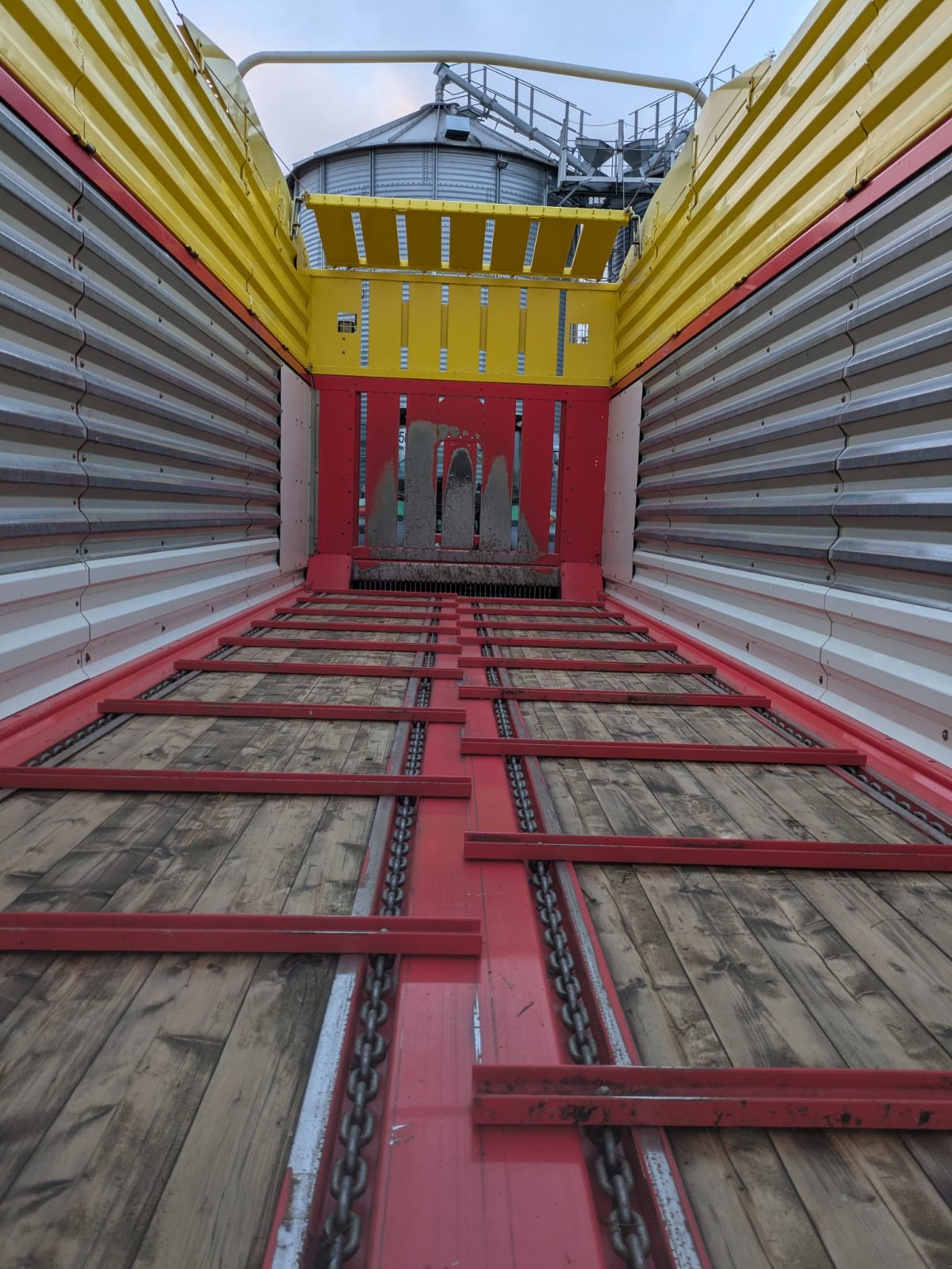 Ladewagen des Typs Pöttinger Torro 5700 L, Gebrauchtmaschine in Igensdorf (Bild 7)