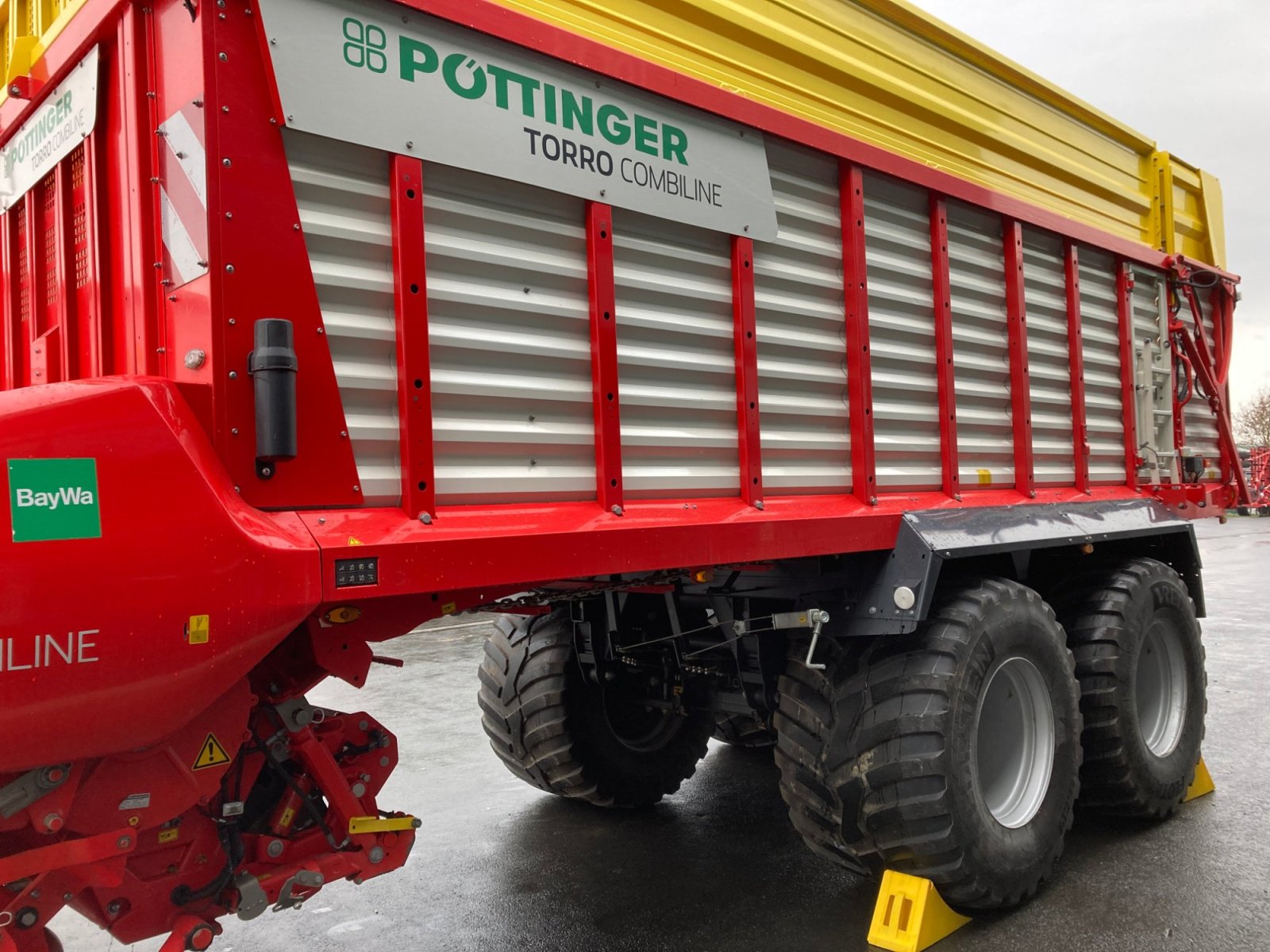 Ladewagen des Typs Pöttinger Torro 6510 L Combinline, Gebrauchtmaschine in Wülfershausen an der Saale (Bild 5)