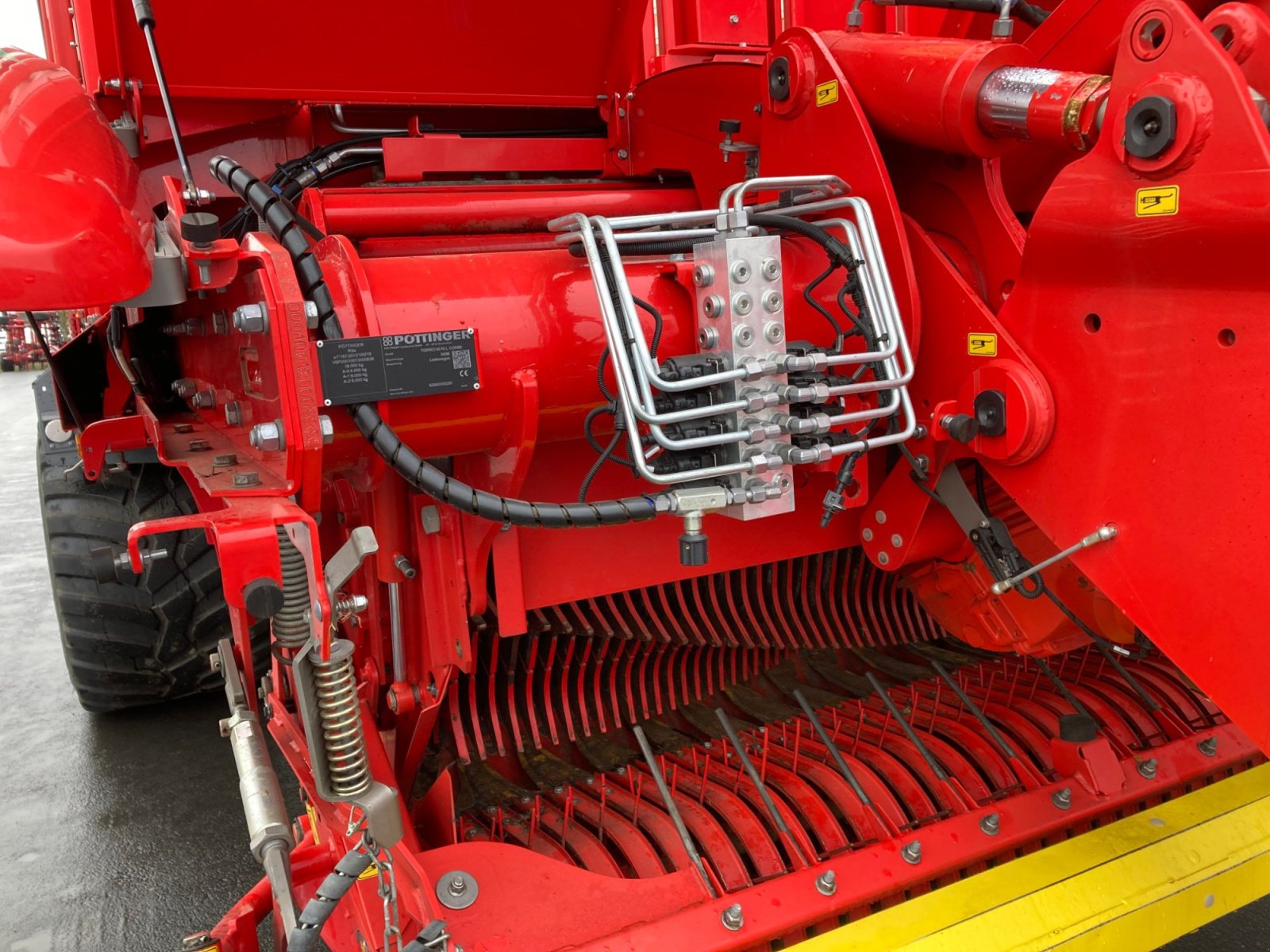 Ladewagen des Typs Pöttinger Torro 6510 L Combinline, Gebrauchtmaschine in Wülfershausen an der Saale (Bild 24)