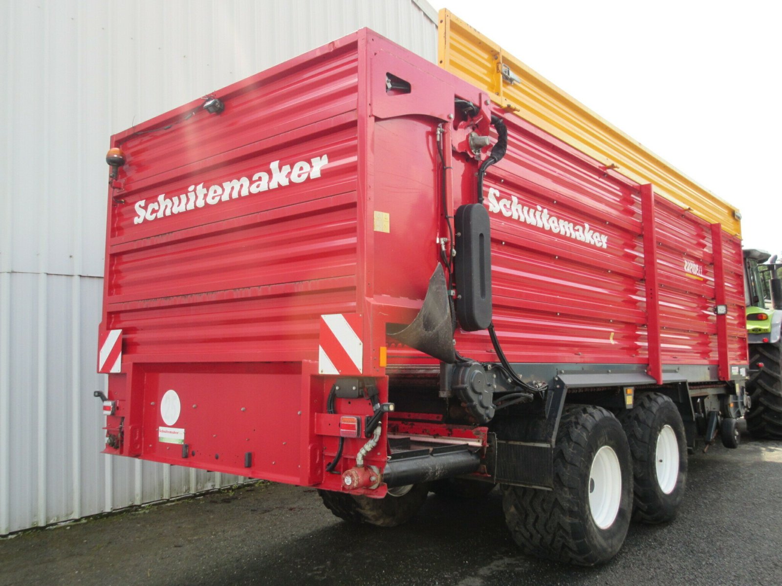 Ladewagen типа Schuitemaker AUTOCHARGEUSE RAPIDE 65V, Gebrauchtmaschine в PLOUIGNEAU (Фотография 9)