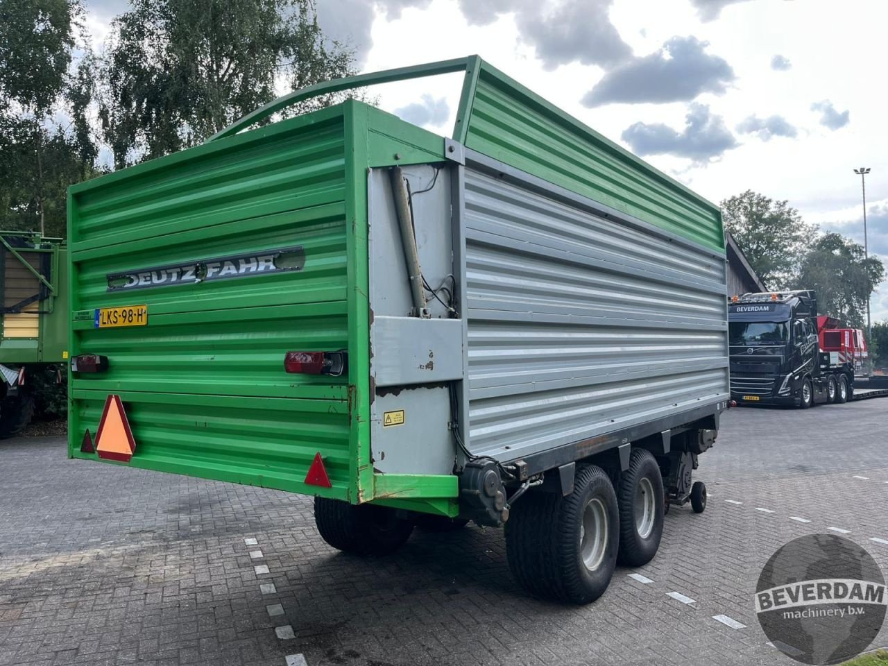 Ladewagen of the type Schuitemaker Rapide 100, Gebrauchtmaschine in Vriezenveen (Picture 7)