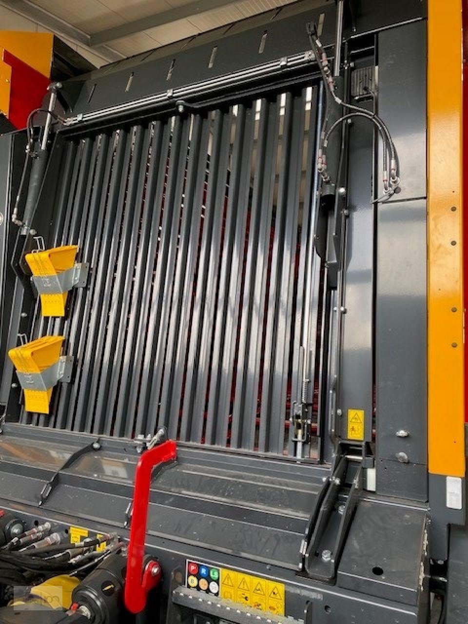 Ladewagen del tipo Schuitemaker Rapide 520W, Neumaschine In Eslohe–Bremke (Immagine 2)