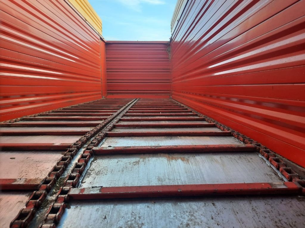 Ladewagen του τύπου Schuitemaker RAPIDE 780S, Gebrauchtmaschine σε CHEMAUDIN ET VAUX (Φωτογραφία 9)