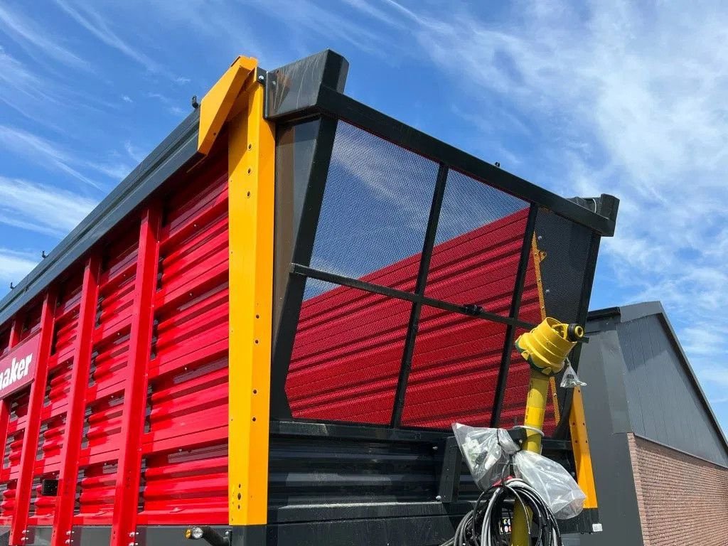 Ladewagen des Typs Schuitemaker Siwa 720 W, Gebrauchtmaschine in BENNEKOM (Bild 11)