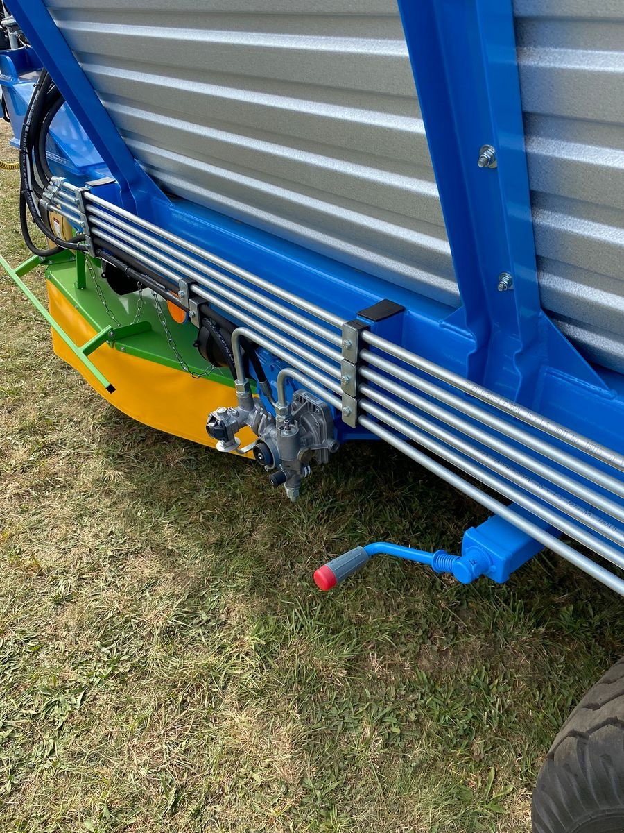 Ladewagen des Typs Sonstige Mähladewagen / green forage mower, Neumaschine in Michałowo (Bild 12)