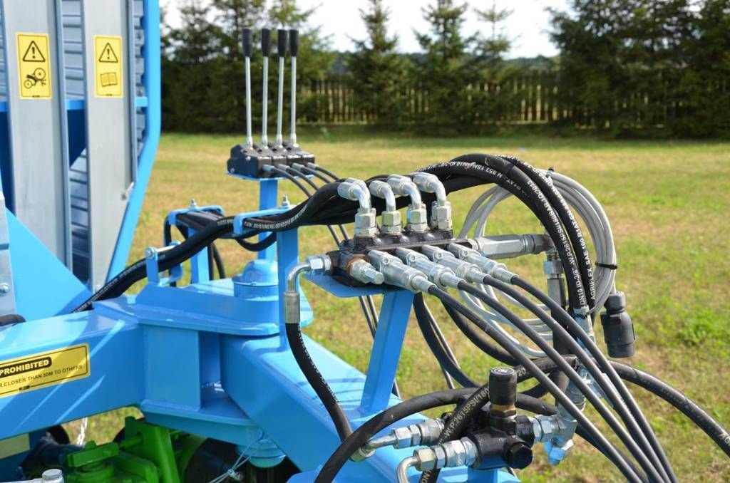 Ladewagen des Typs Sonstige Mähladewagen / green forage mower, Neumaschine in Michałowo (Bild 15)