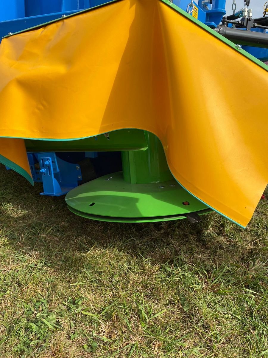 Ladewagen des Typs Sonstige Mähladewagen / green forage mower, Neumaschine in Michałowo (Bild 9)