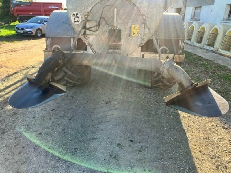 Ladewagen of the type Sonstige TONNE A LISIER MISTRAL 11000L, Gebrauchtmaschine in Hauteroche (Picture 5)