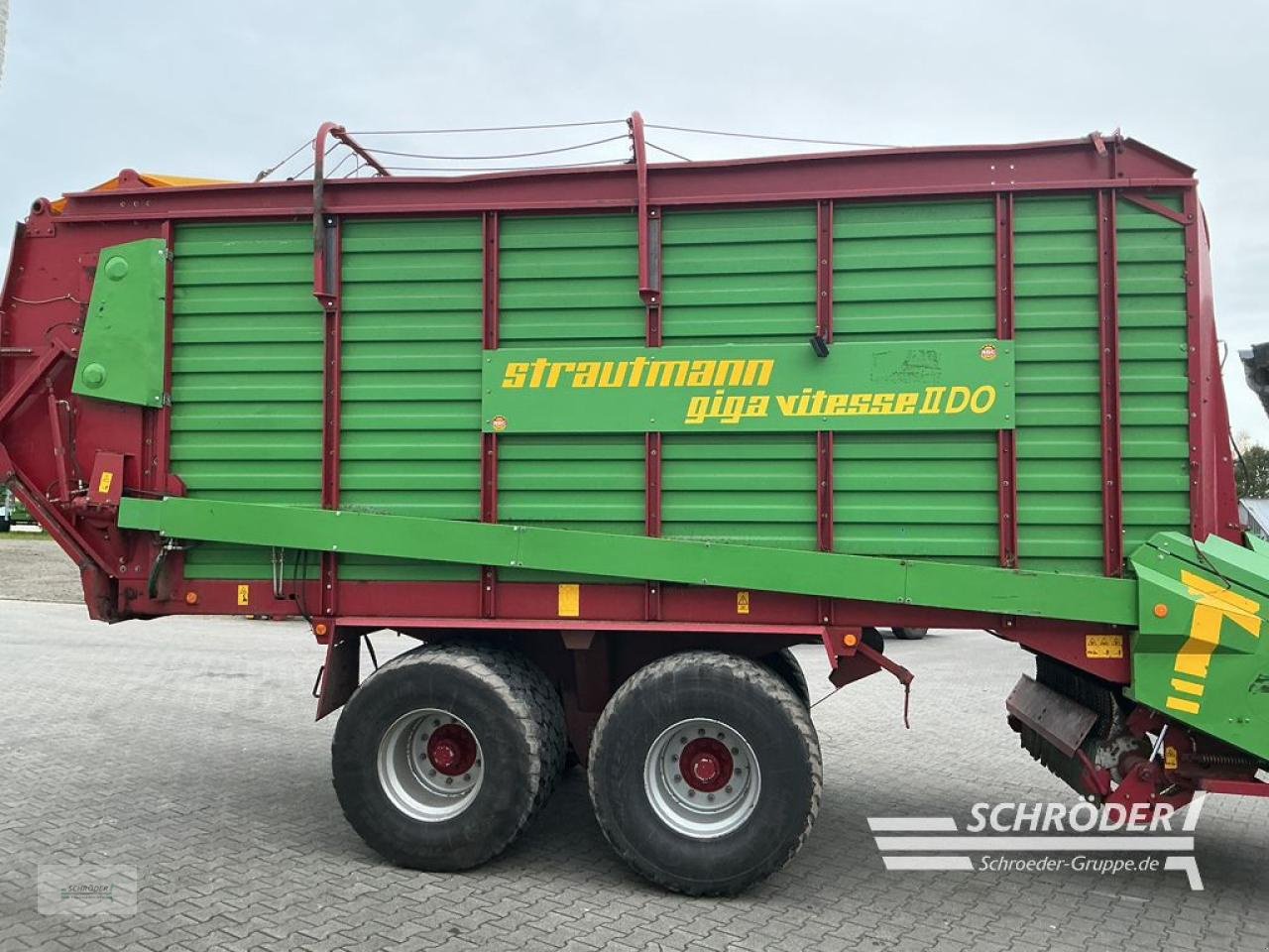 Ladewagen des Typs Strautmann GIGA VITESSE 2 DO, Gebrauchtmaschine in Westerstede (Bild 4)