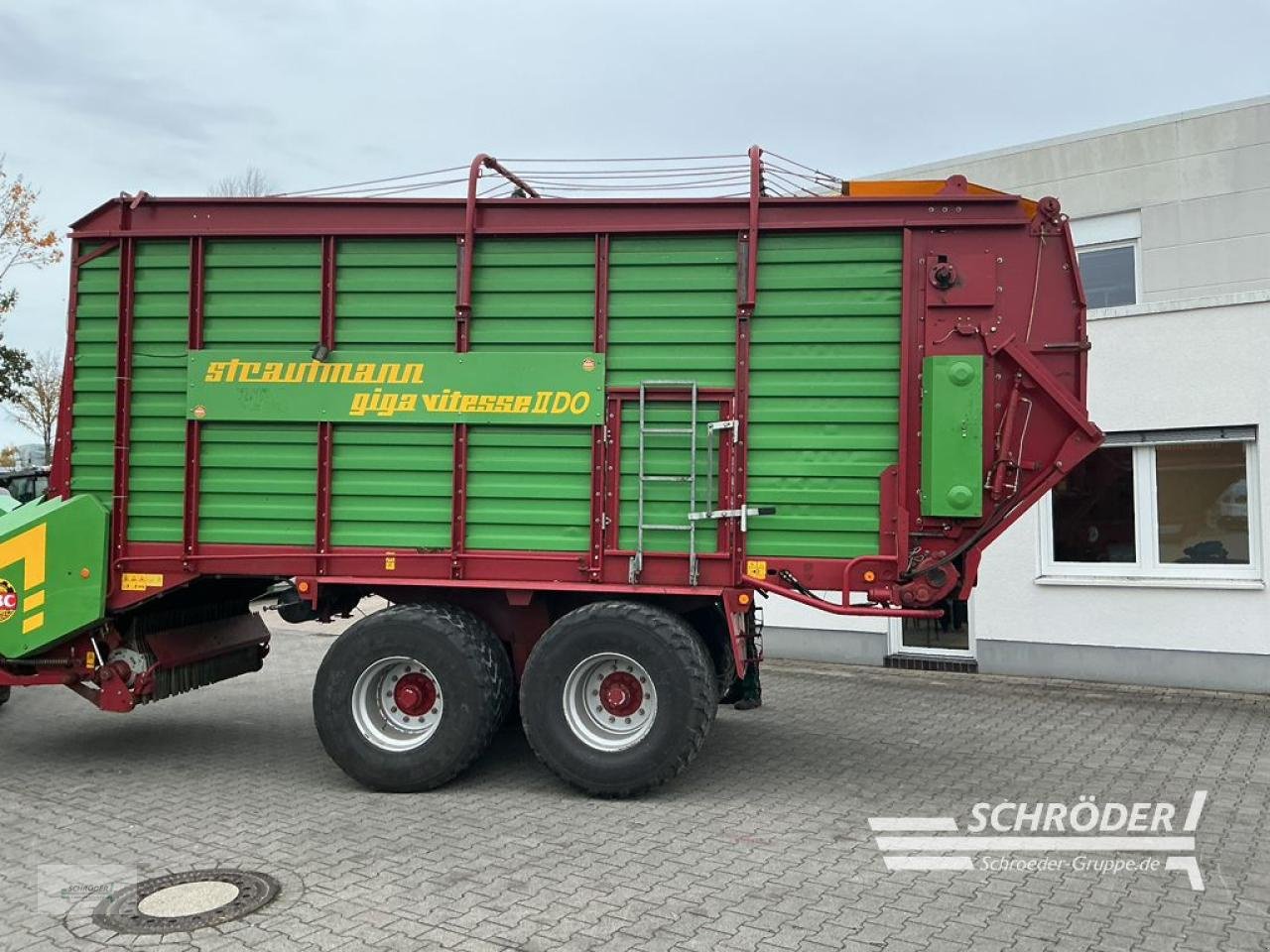 Ladewagen des Typs Strautmann GIGA VITESSE 2 DO, Gebrauchtmaschine in Westerstede (Bild 8)