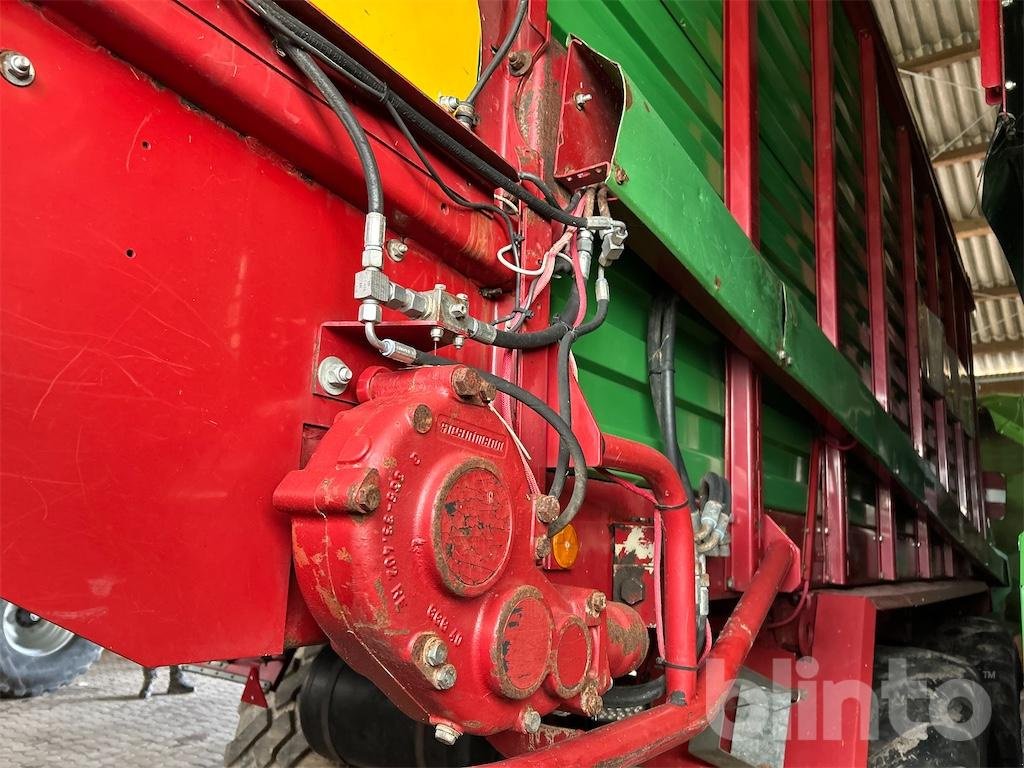 Ladewagen des Typs Strautmann Giga Vitesse 4 DO Duo Plus, Gebrauchtmaschine in Düsseldorf (Bild 3)