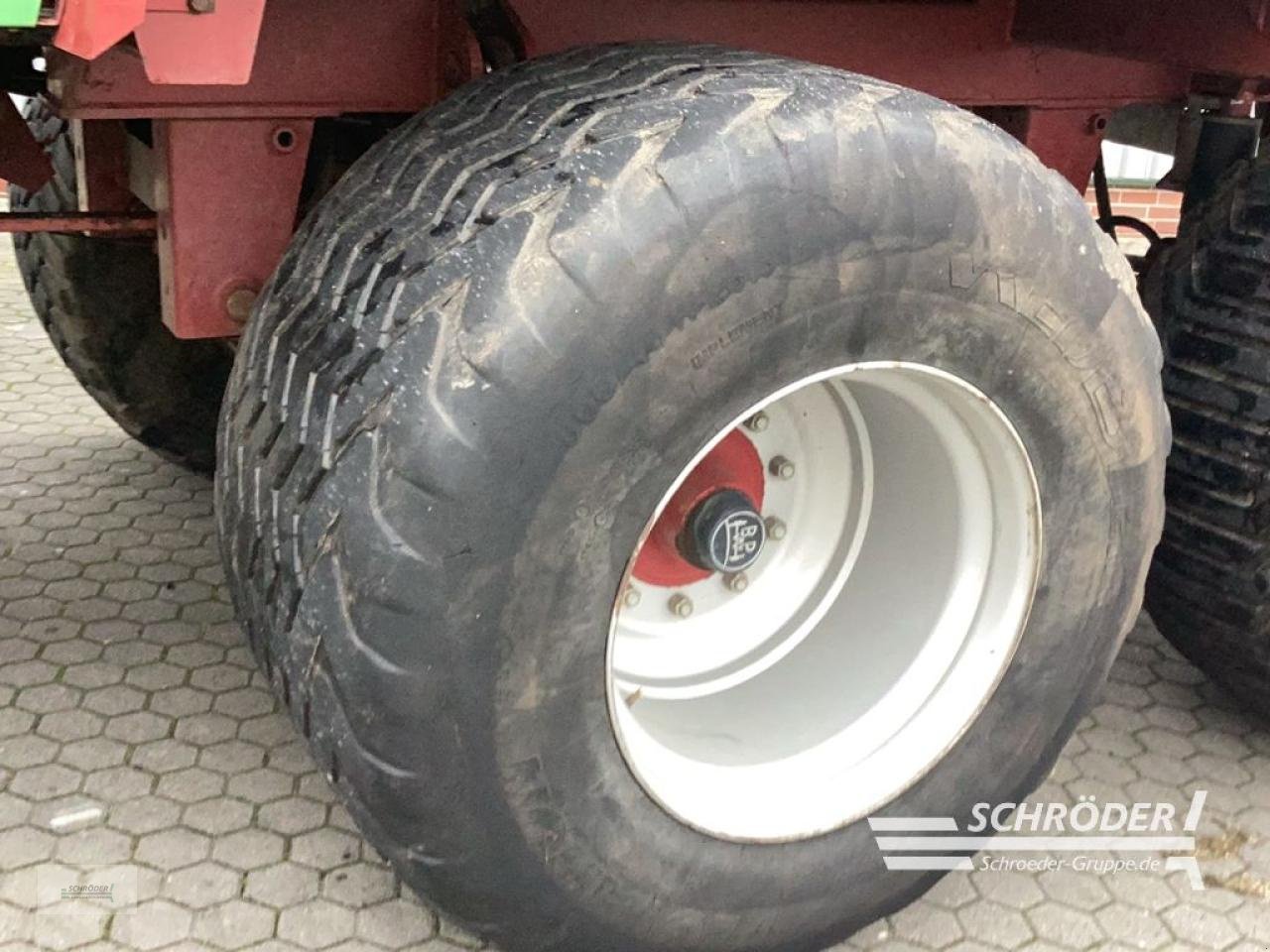 Ladewagen typu Strautmann GIGA VITESSE 4 DO DUO, Gebrauchtmaschine v Scharrel (Obrázek 13)