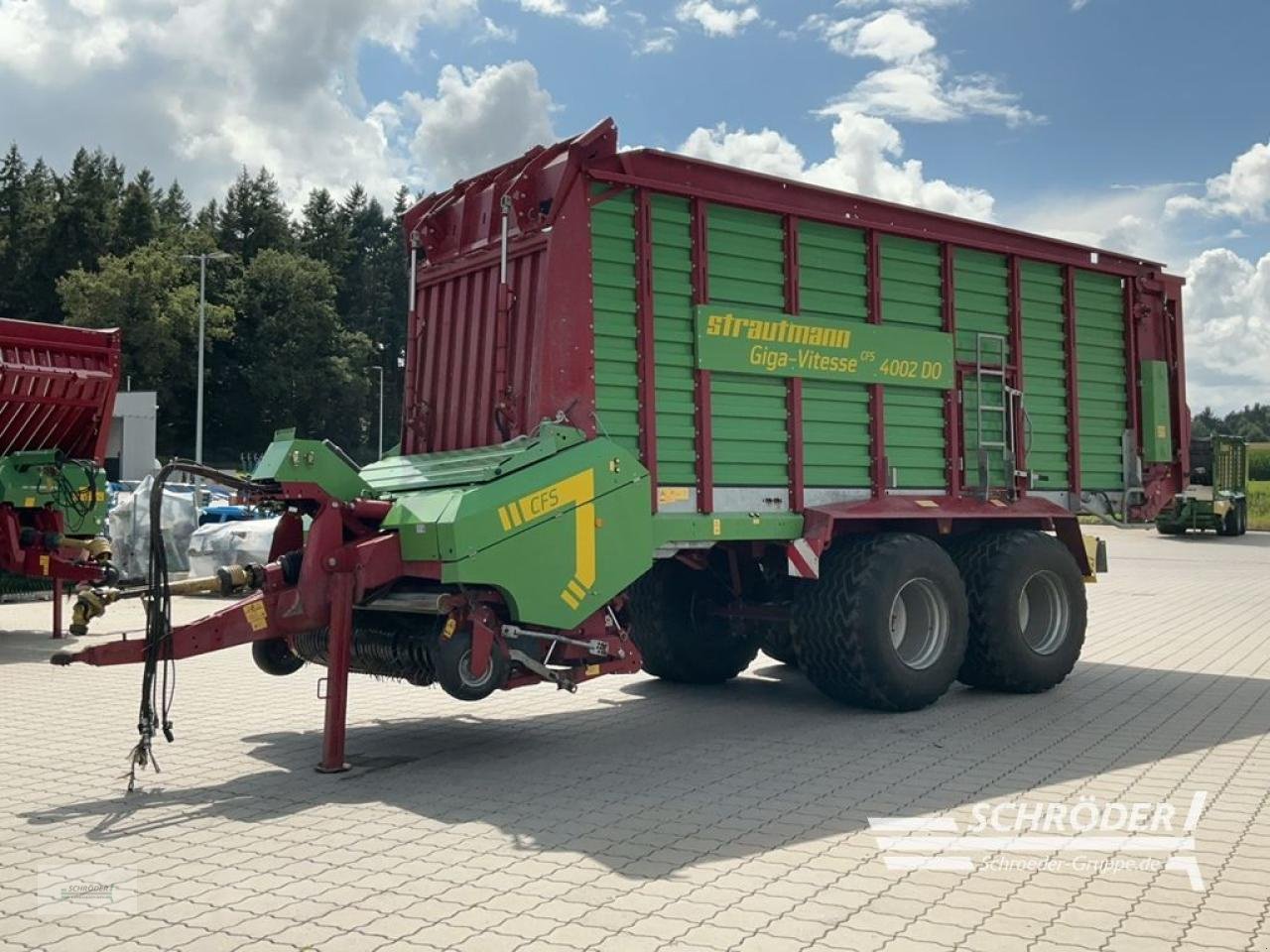Ladewagen of the type Strautmann GIGA VITESSE 4002 DO, Gebrauchtmaschine in Ahlerstedt (Picture 3)