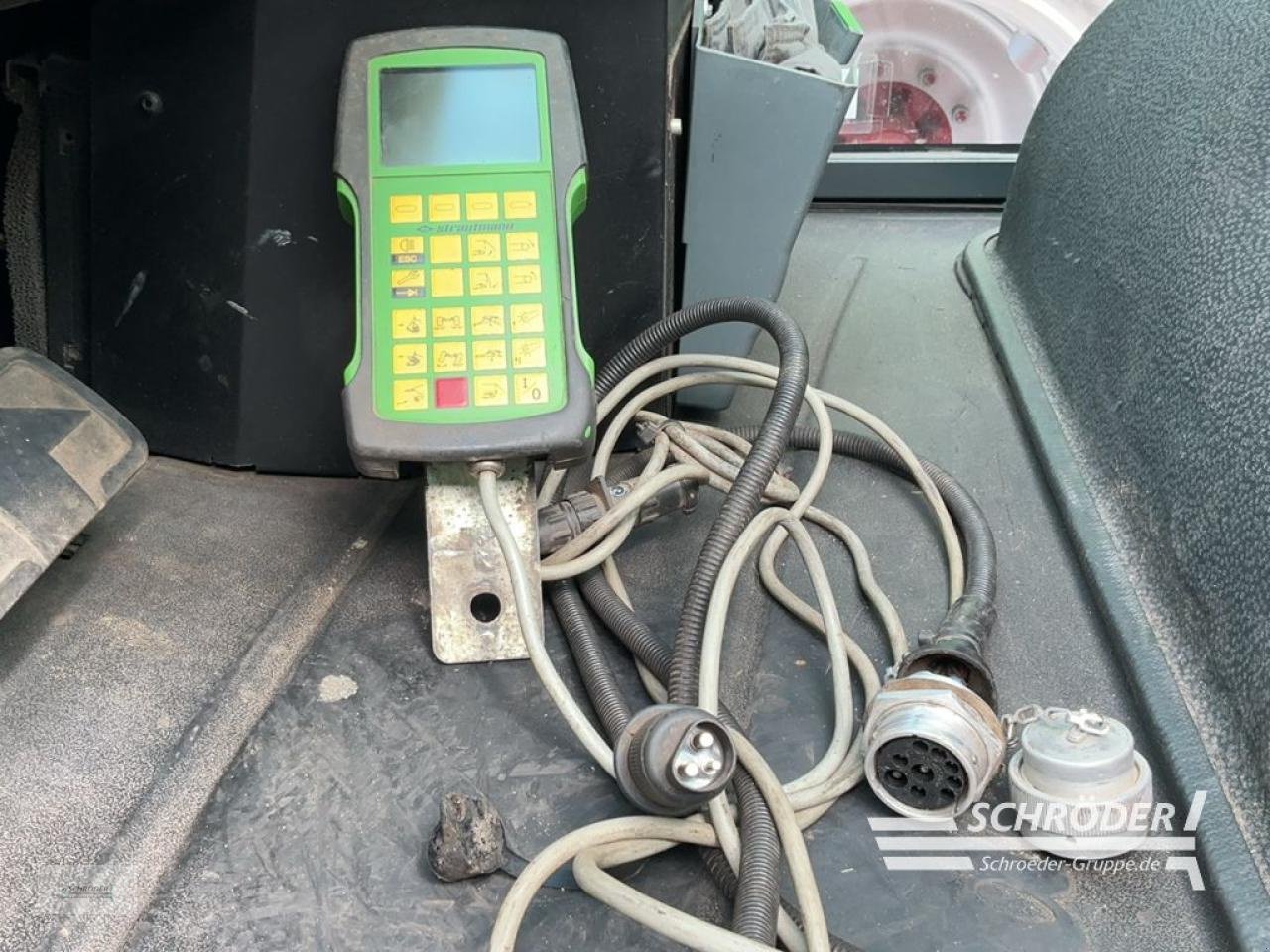 Ladewagen of the type Strautmann GIGA VITESSE 4002 DO, Gebrauchtmaschine in Ahlerstedt (Picture 9)