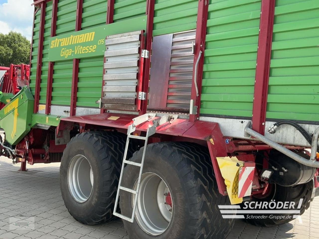 Ladewagen of the type Strautmann GIGA VITESSE 4002 DO, Gebrauchtmaschine in Ahlerstedt (Picture 20)