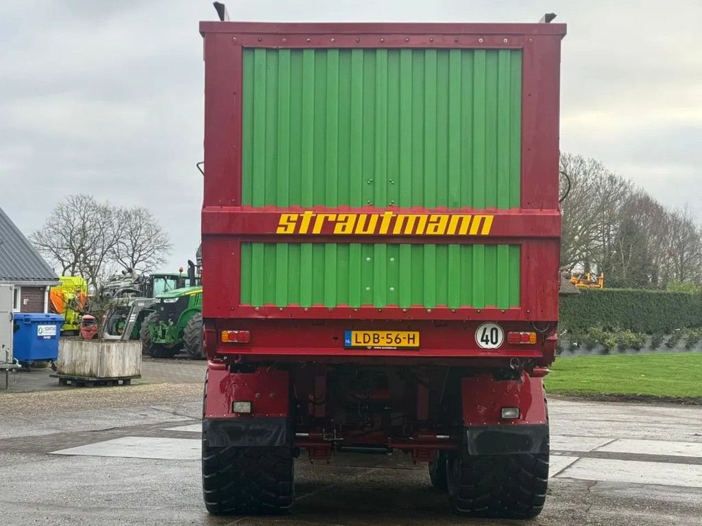 Ladewagen типа Strautmann Giga vitesse CFS 3601 Ladewagen, Gebrauchtmaschine в Ruinerwold (Фотография 10)