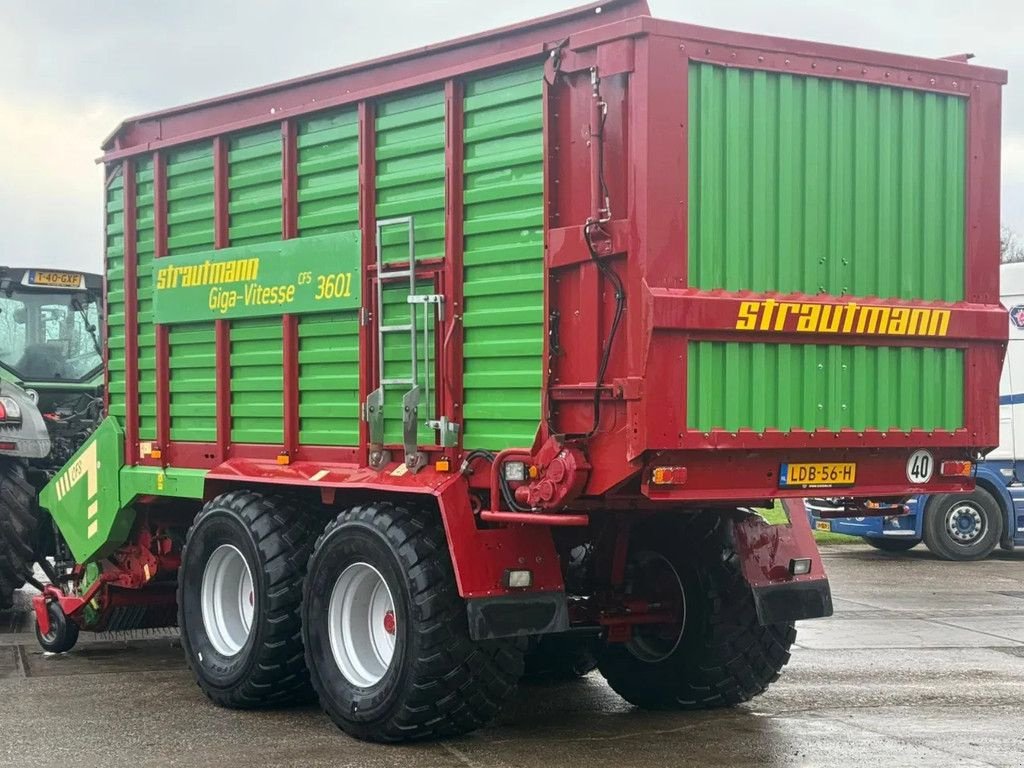 Ladewagen типа Strautmann Giga vitesse CFS 3601 Ladewagen, Gebrauchtmaschine в Ruinerwold (Фотография 3)