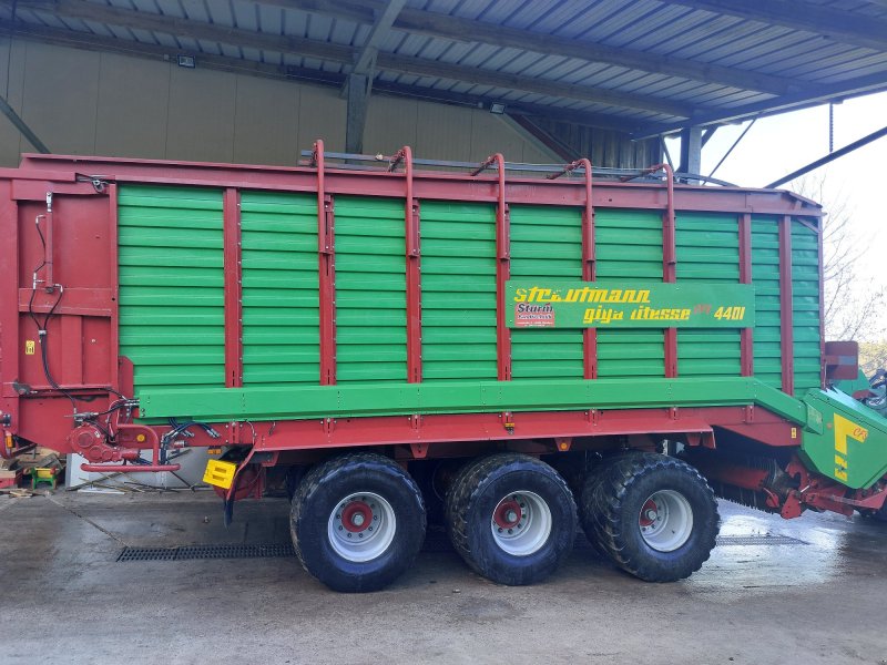 Ladewagen типа Strautmann Giga Vitesse CFS 4401, Gebrauchtmaschine в Roth (Фотография 1)