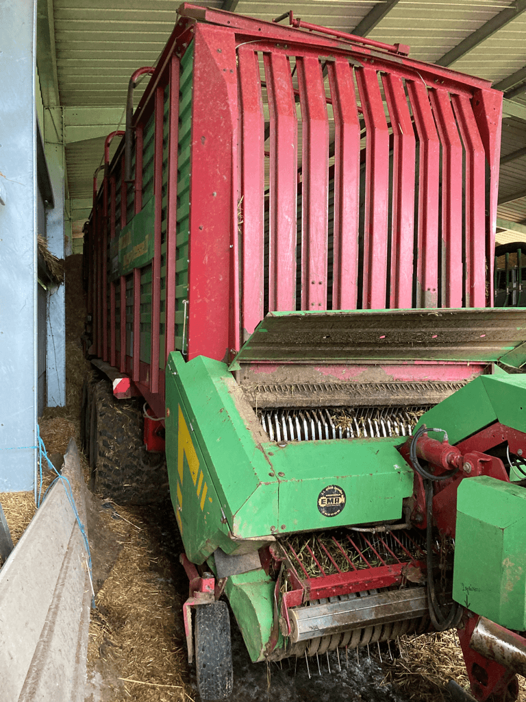 Ladewagen del tipo Strautmann GIGA VITESSE CFS 4402, Gebrauchtmaschine en ISIGNY-LE-BUAT (Imagen 1)