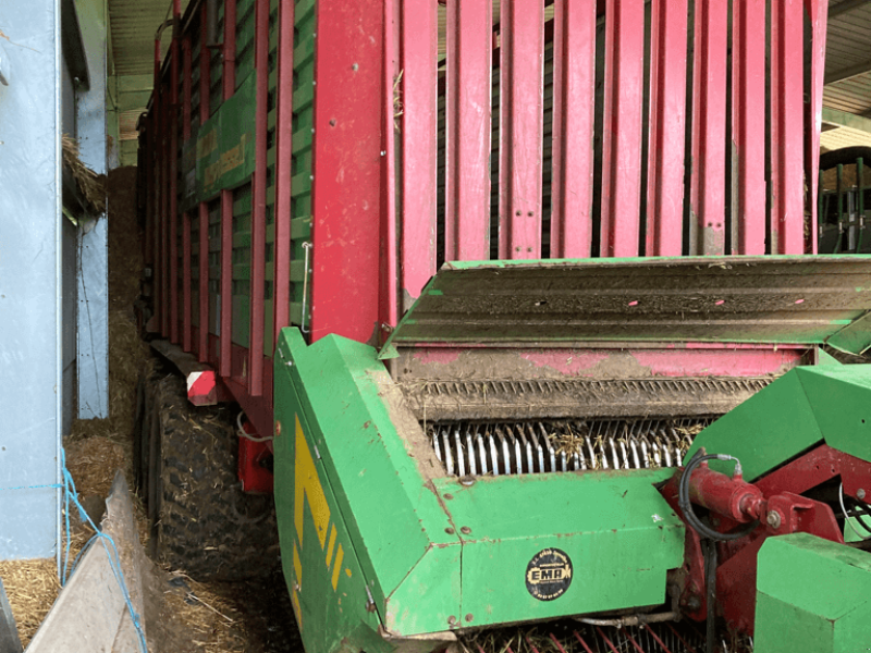 Ladewagen del tipo Strautmann GIGA VITESSE CFS 4402, Gebrauchtmaschine en ISIGNY-LE-BUAT (Imagen 1)