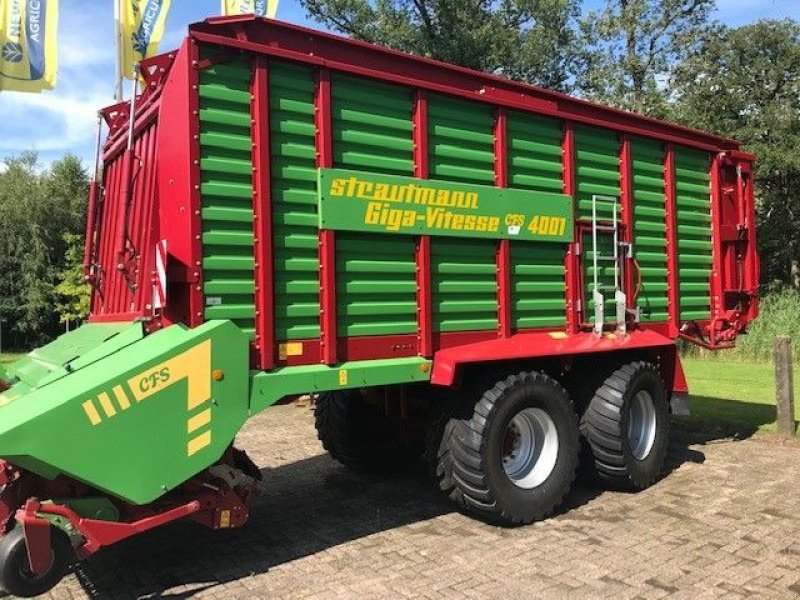 Ladewagen van het type Strautmann Giga-Vitesse CFS4001, Gebrauchtmaschine in Wierden (Foto 2)