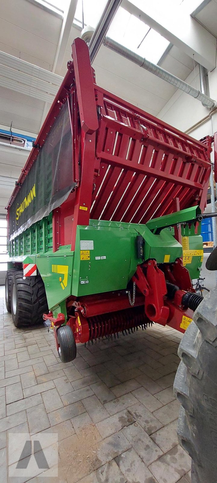 Ladewagen от тип Strautmann Magnon CFS 10-430, Neumaschine в Schwabmünchen (Снимка 7)