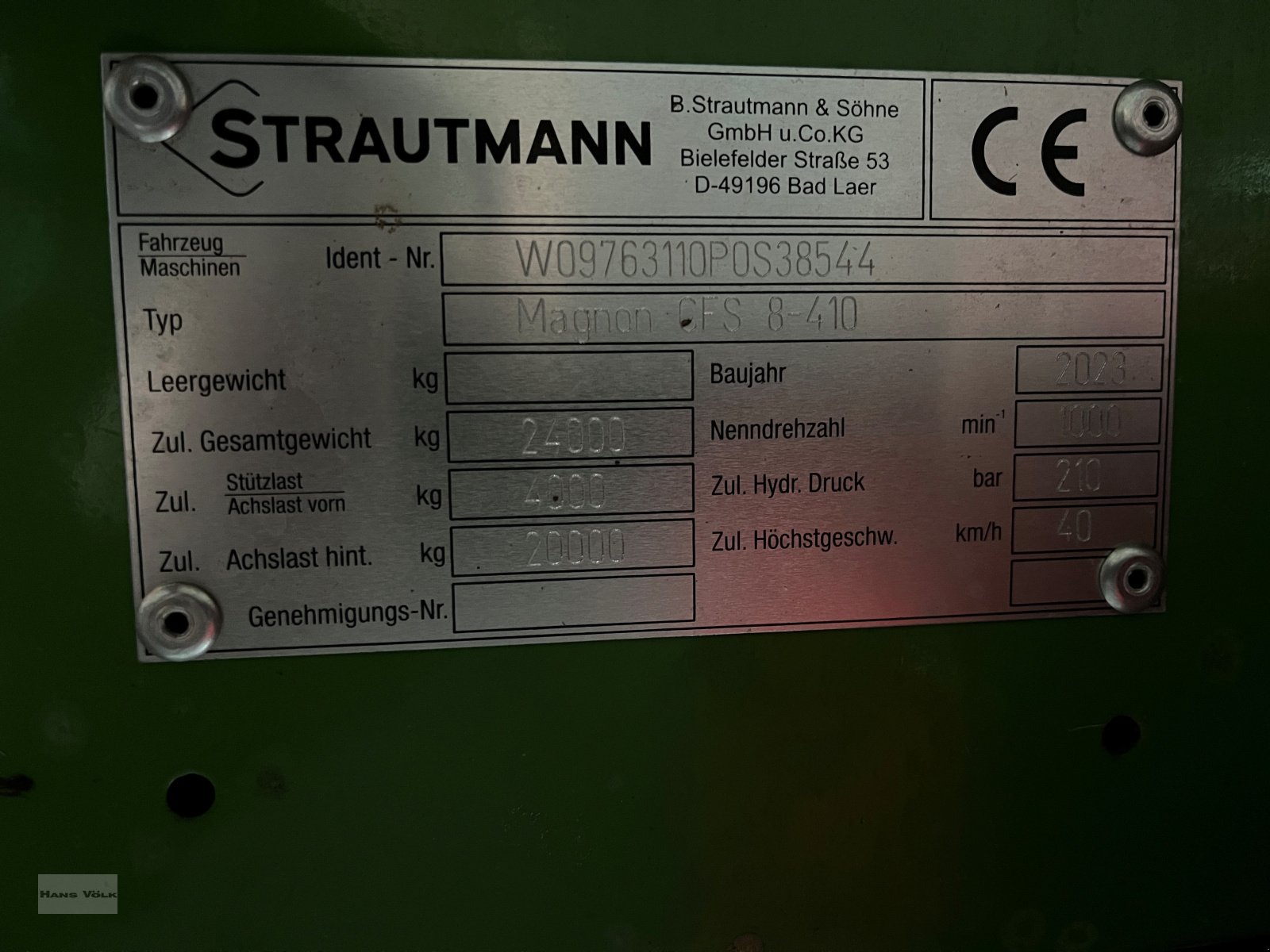 Ladewagen des Typs Strautmann Magnon CFS 8-410, Neumaschine in Eggenfelden (Bild 30)