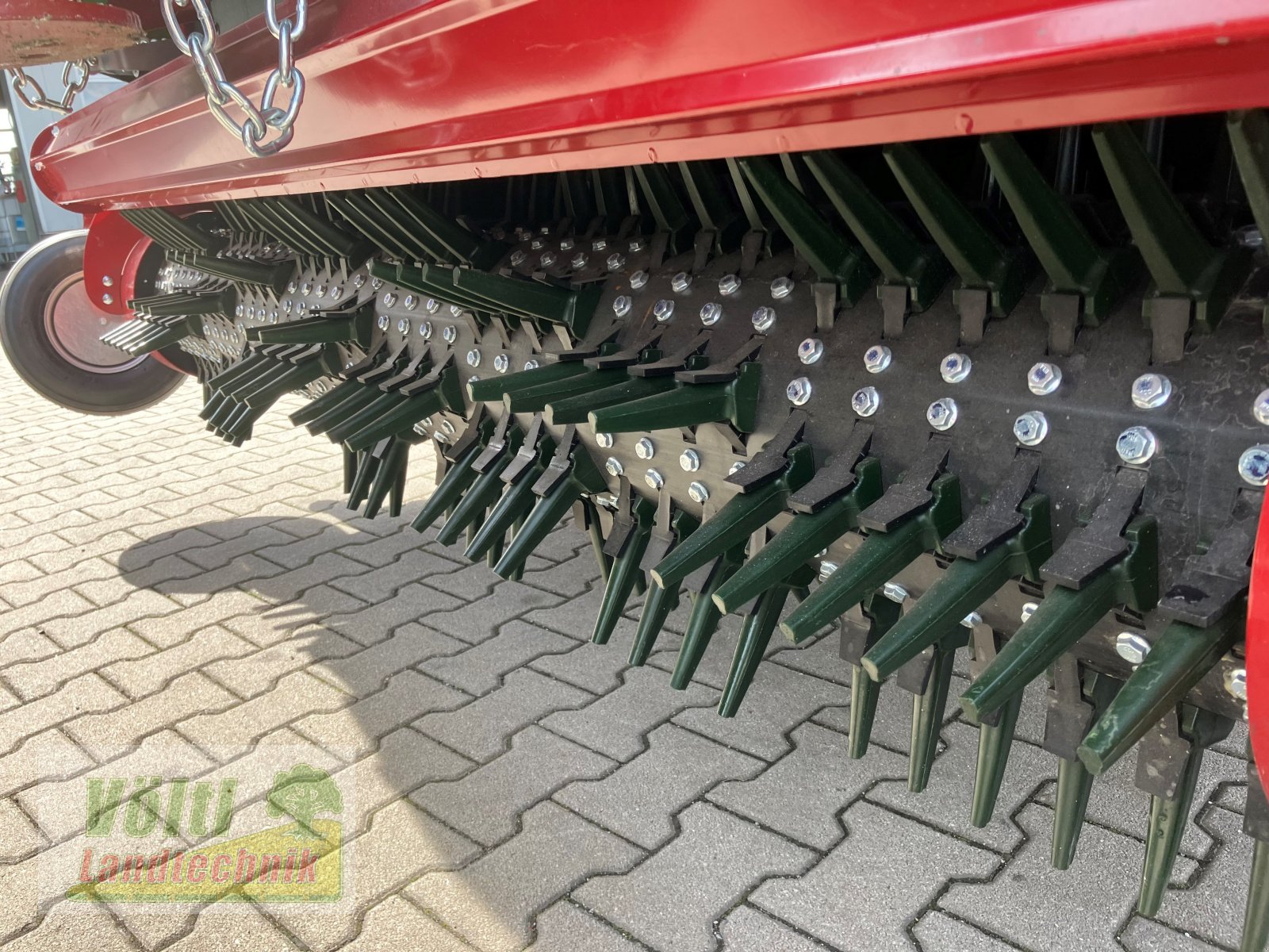 Ladewagen des Typs Strautmann Magnon CFS 8-410, Neumaschine in Hutthurm bei Passau (Bild 3)